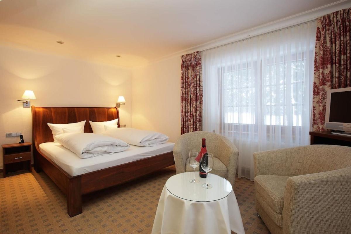 Schwarzwald Lodge Inselklause Schönwald Ngoại thất bức ảnh
