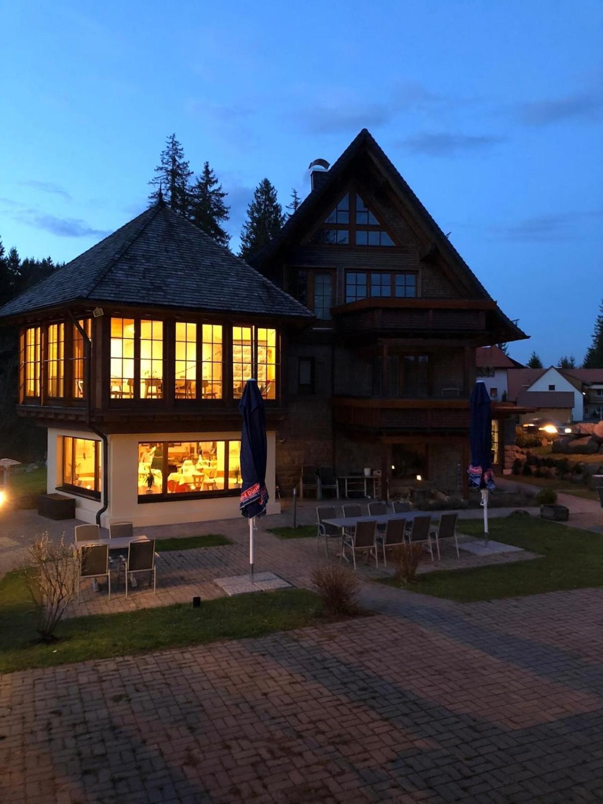 Schwarzwald Lodge Inselklause Schönwald Ngoại thất bức ảnh